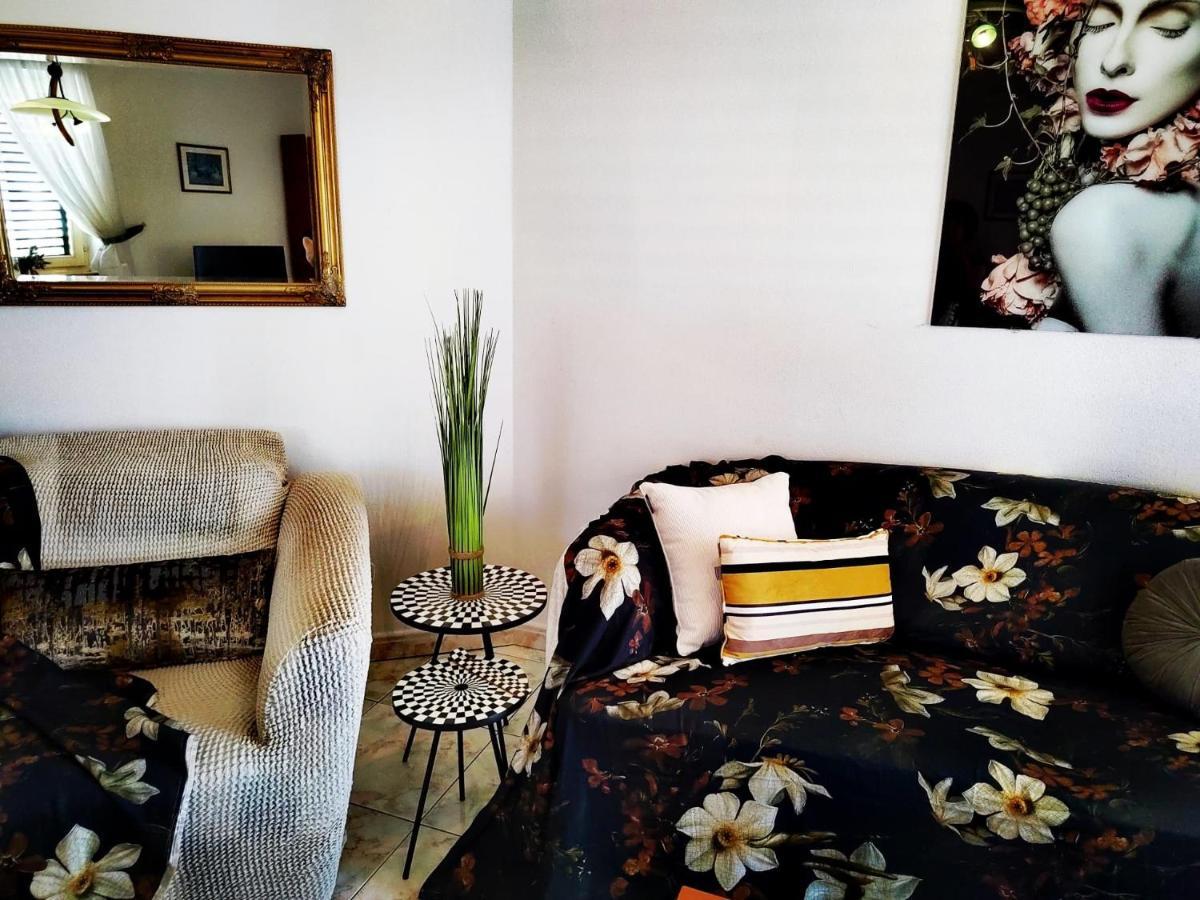 Villa Mareonda - Apartments Sussurro Rovinj Kültér fotó