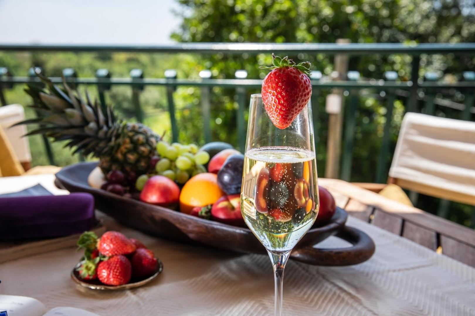 Villa Mareonda - Apartments Sussurro Rovinj Kültér fotó